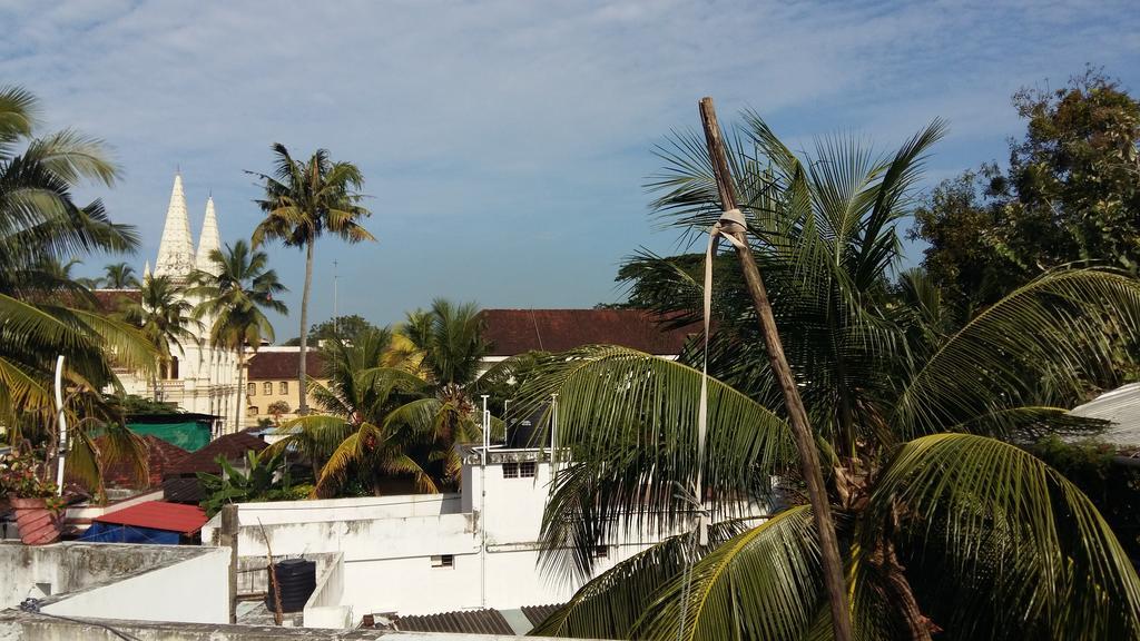 Niya Nest Homestay Kochi Ngoại thất bức ảnh