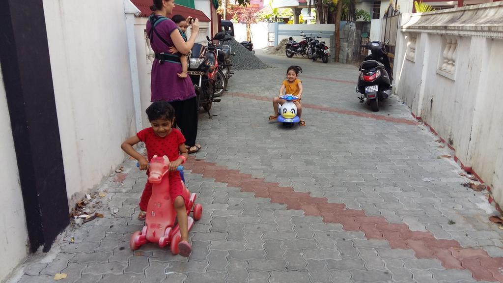 Niya Nest Homestay Kochi Ngoại thất bức ảnh