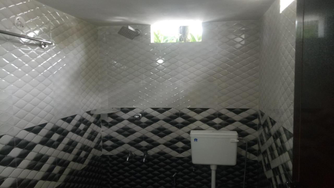 Niya Nest Homestay Kochi Ngoại thất bức ảnh